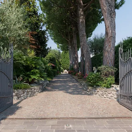 Villa Elena *