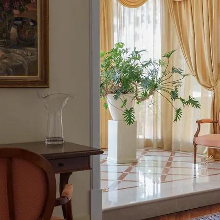 Villa Elena