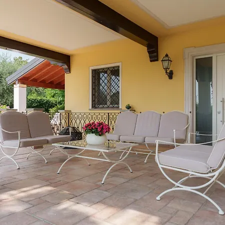 Villa Elena *