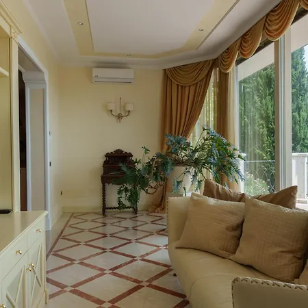 Villa Elena