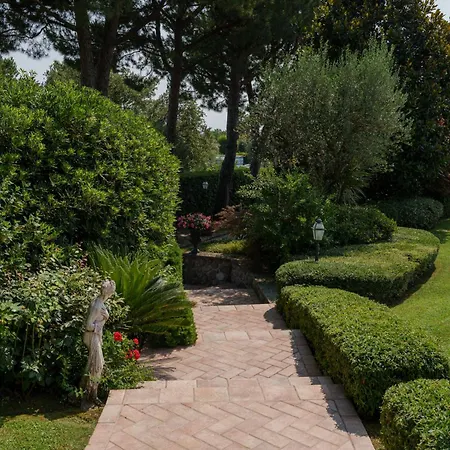 Elena Moniga del Garda