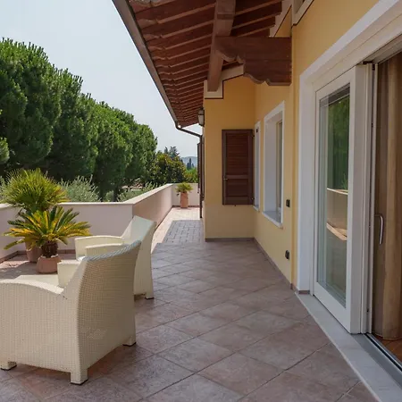 Elena 别墅 Moniga del Garda