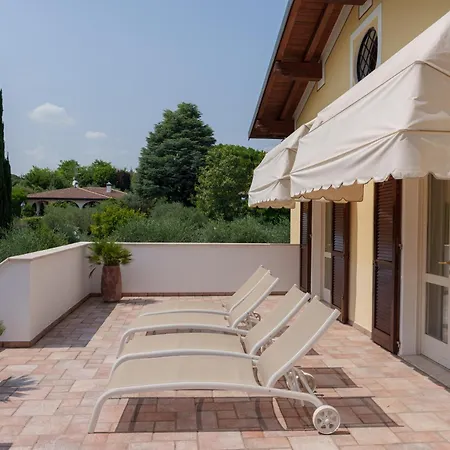 Elena * Moniga del Garda